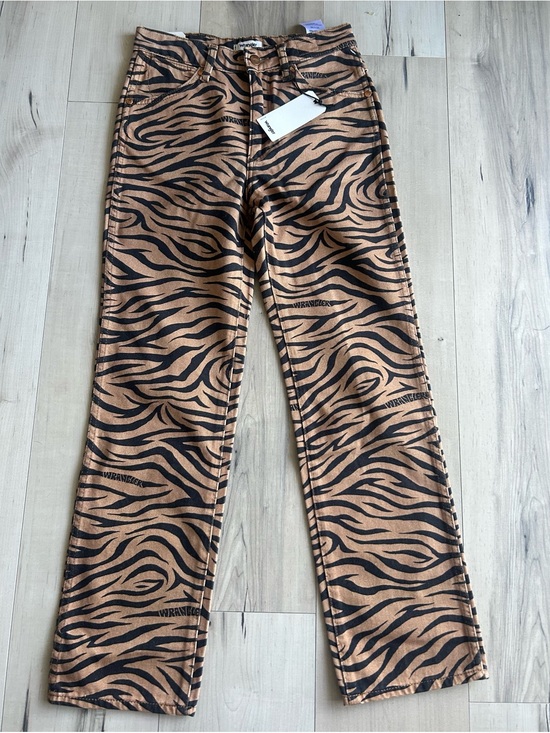 Wrangler Denim - Wrangler Tiger Stripe High-Rise Jeans — Tan & Black